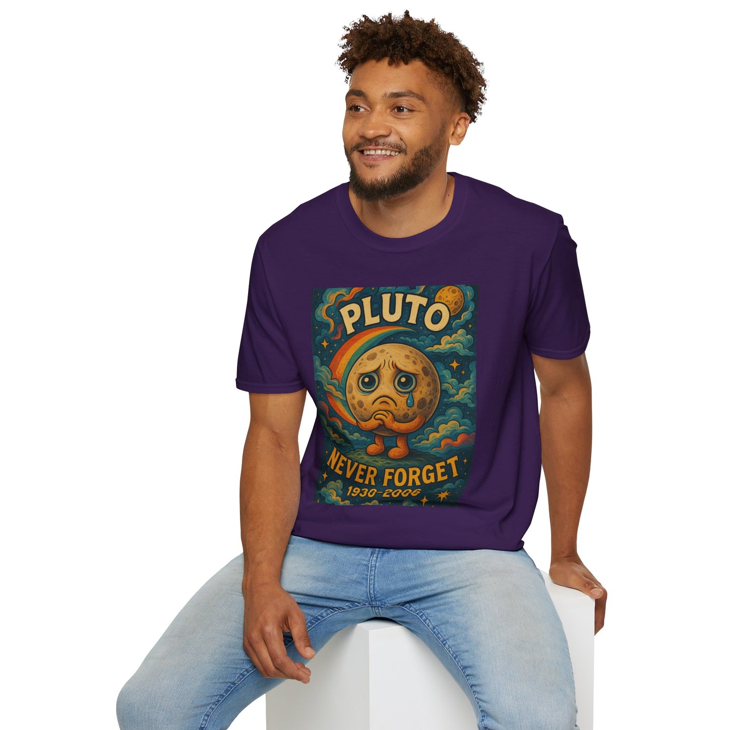 Pluto Never Forget Shirt Funny Space Tee for Astronomy Fans Nostalgic Planet Graphic Shirt Gift for Science Nerds and Stargazers Dwarf Planet Tribute T-Shirt