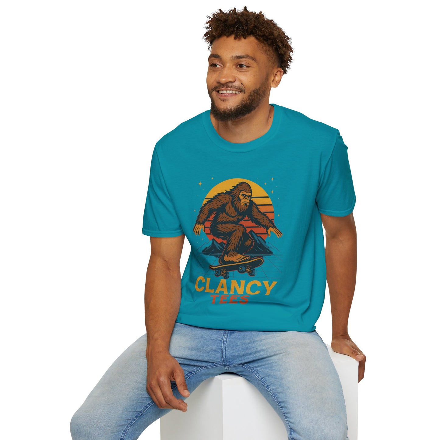 Bigfoot Skateboard Unisex T-Shirt, Retro Graphic Tee, Funny Gift for Skaters, Adventure Lovers, Summer Apparel, Men's and Women's Fashion
