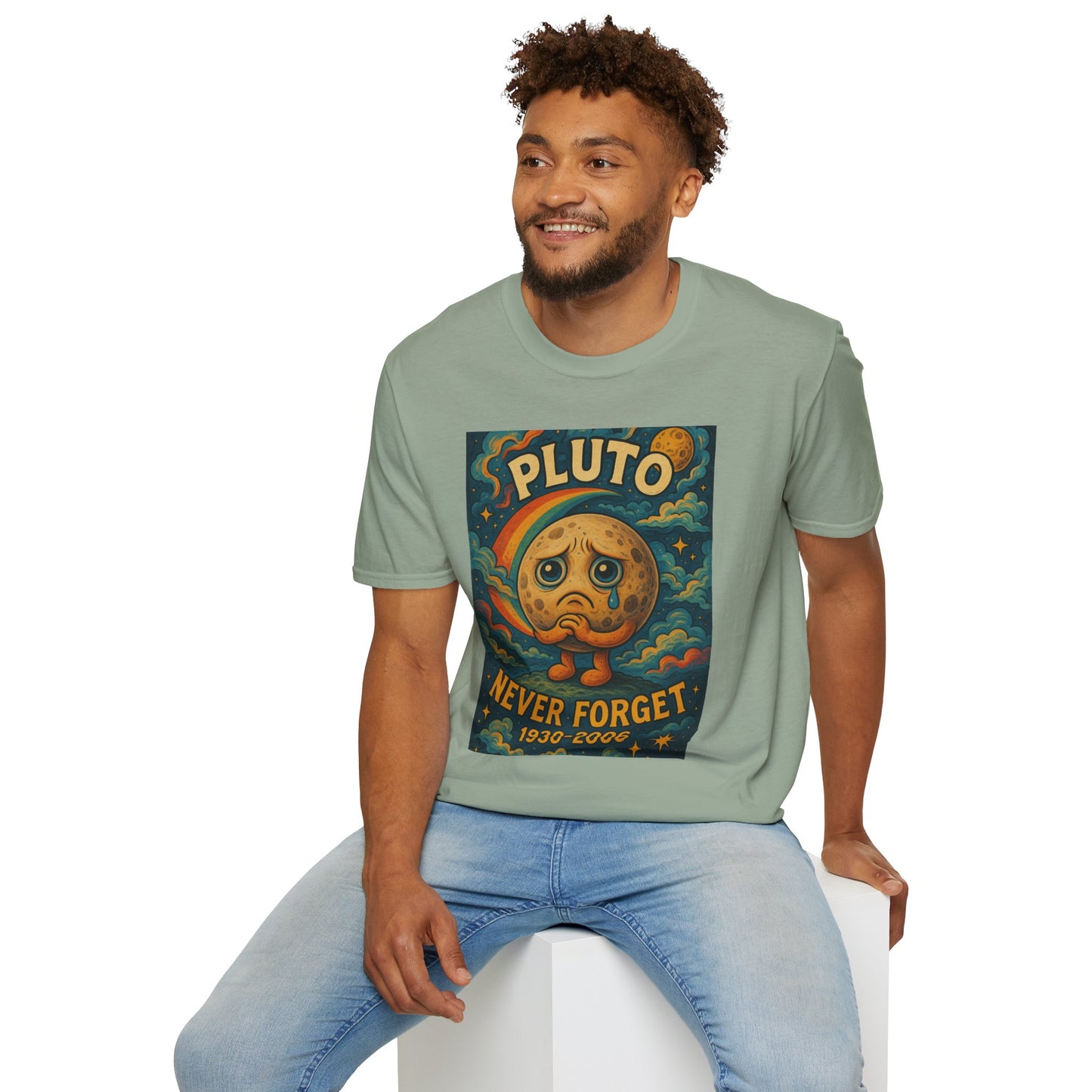 Pluto Never Forget Shirt Funny Space Tee for Astronomy Fans Nostalgic Planet Graphic Shirt Gift for Science Nerds and Stargazers Dwarf Planet Tribute T-Shirt